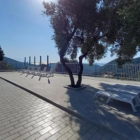 Village אתר קמפינג *