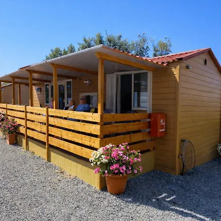 Campingplads Village *